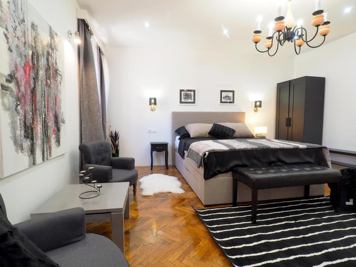 Deluxe Zoya Centar Apartment Pula Phòng bức ảnh